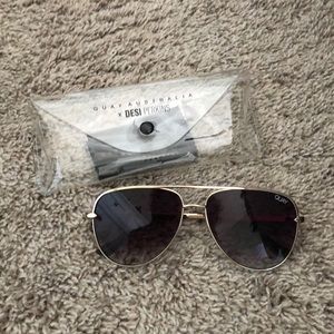 Quay sunglasses!!